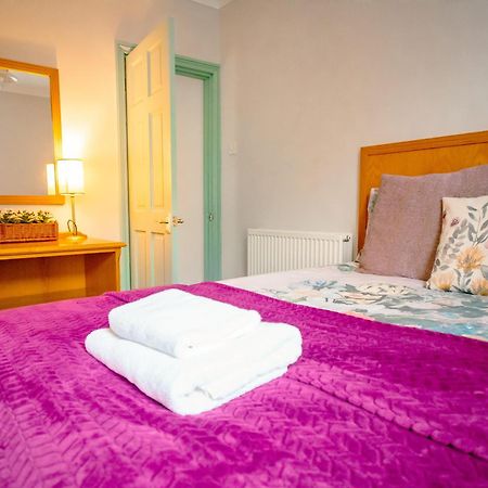 Purple Cloud Cottage Портсмът Екстериор снимка